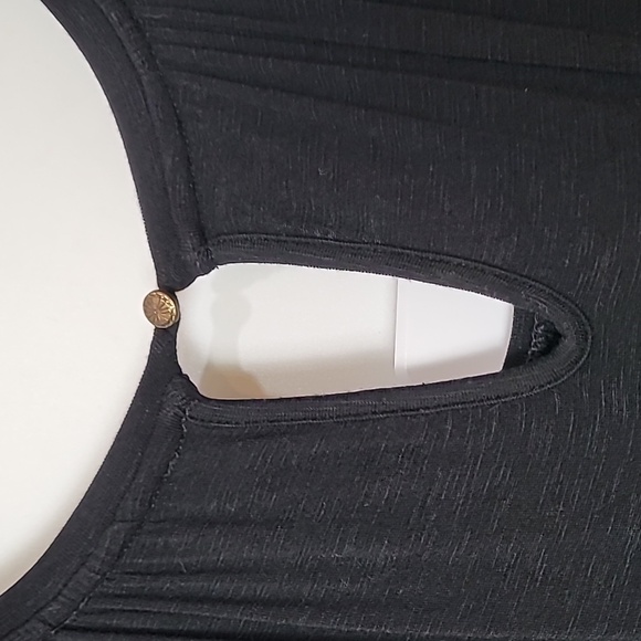 CUPIO BLACK OPEN SHOULDER BELL SLEEVES TOP - Picture 9 of 15